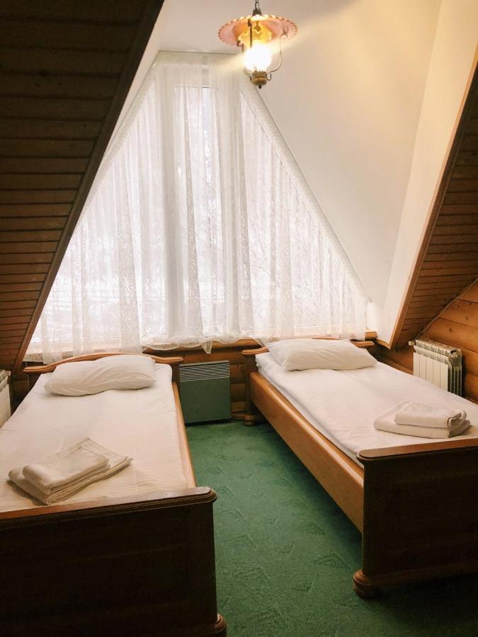 Отель Lelech Татаров Экстерьер фото
